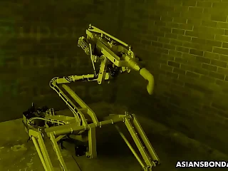 Asian Shiori Natsumi screams with an increment of cums with a fucking machine.
